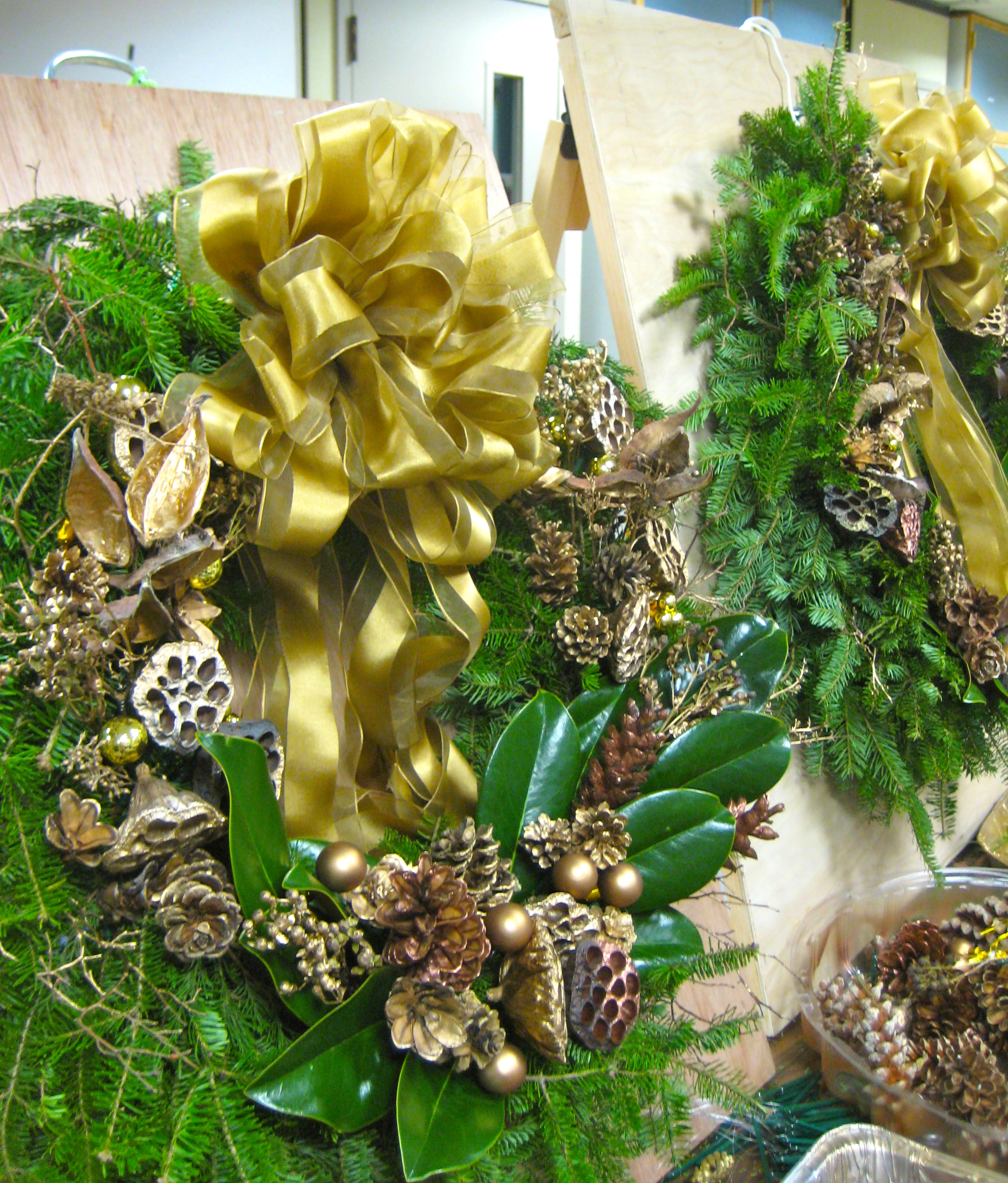 Wreath of the Day 2011 – Far Flung Volunteers