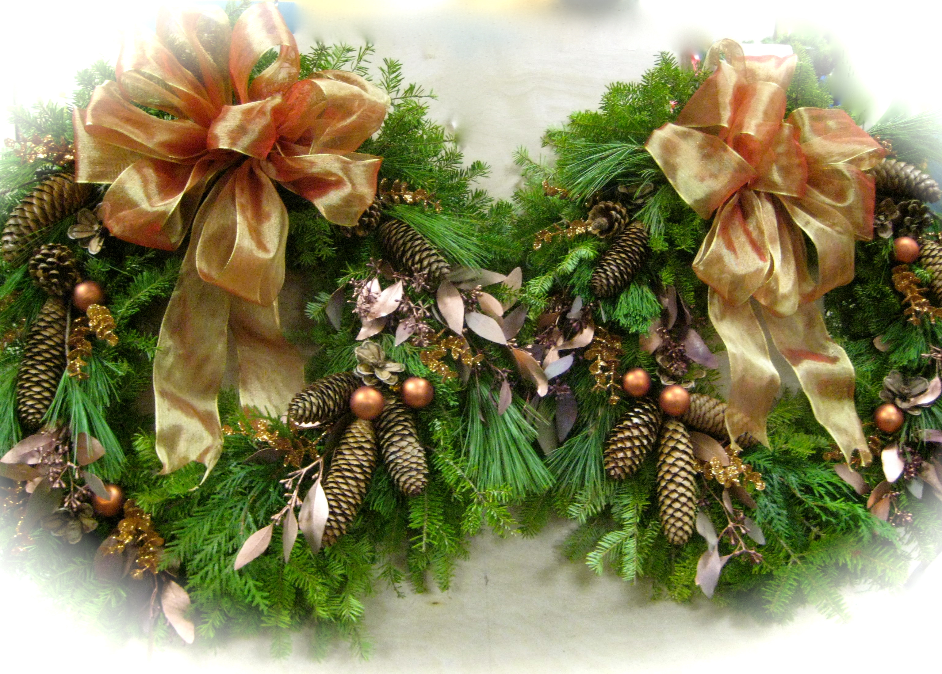 Wreath of the Day – Staying Away from Christmas Colors