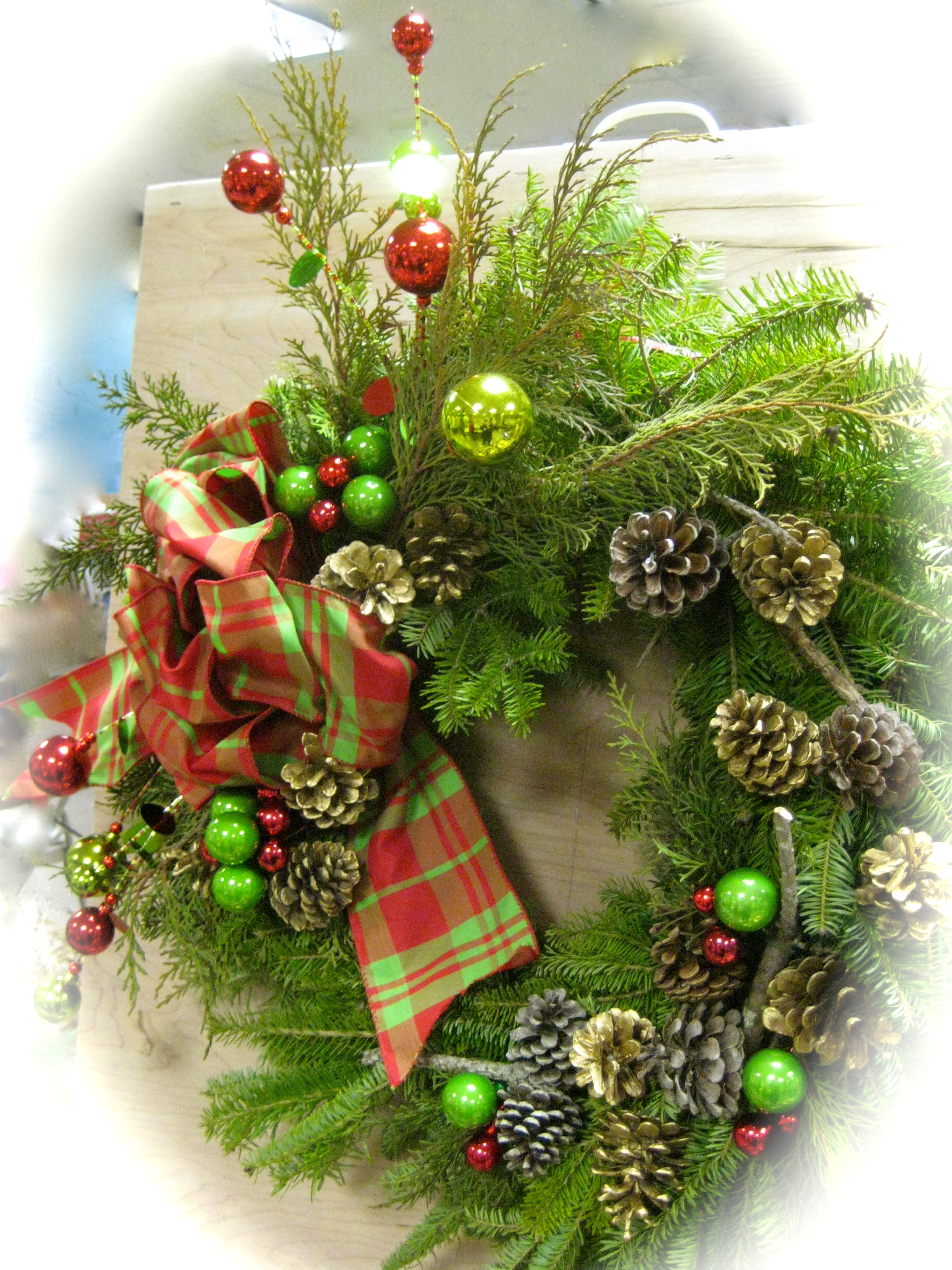 Wreath of the Day – Christmas Explosion