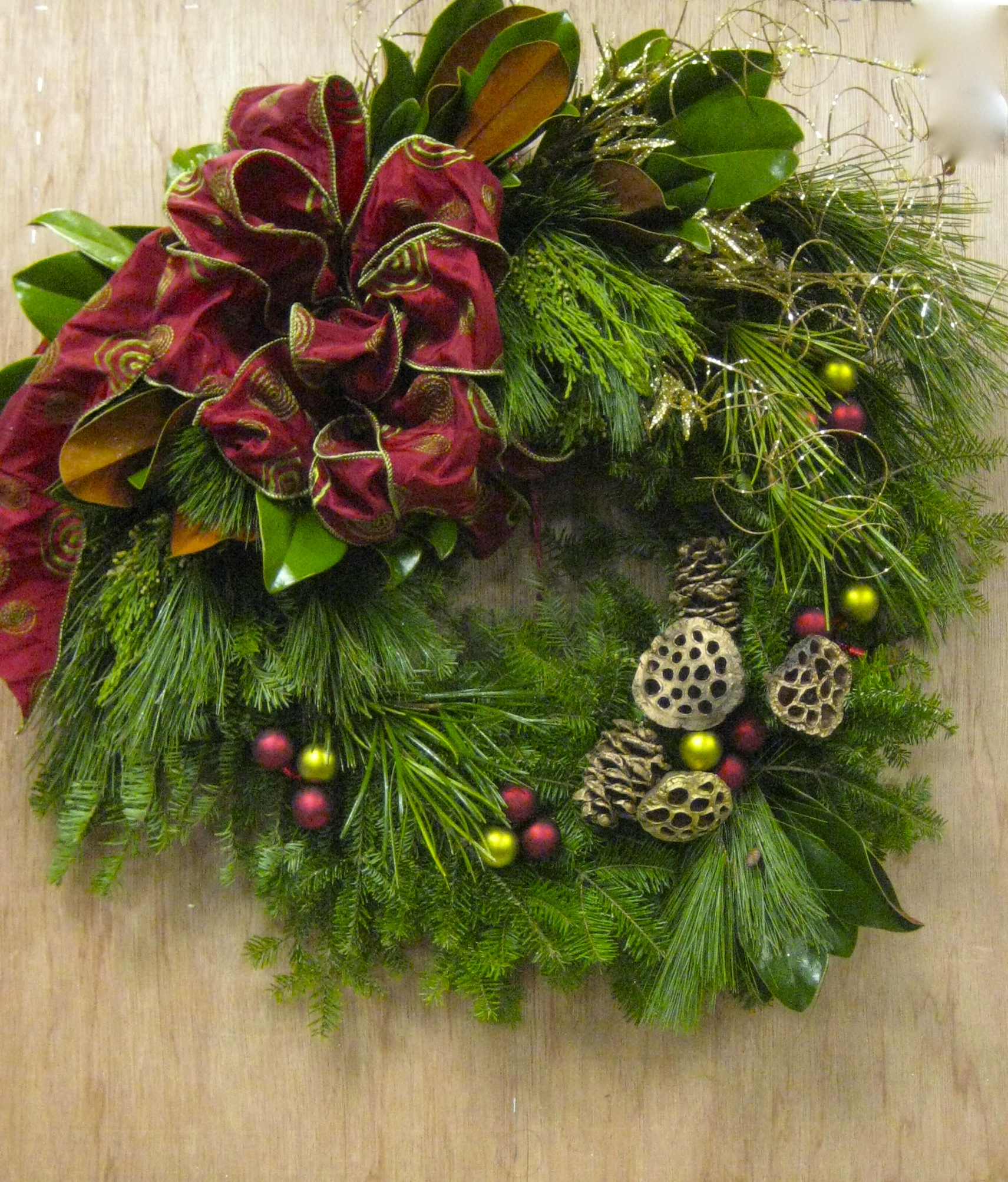Saturday, December 7, 10:00 am – Holiday Wreath Workshop