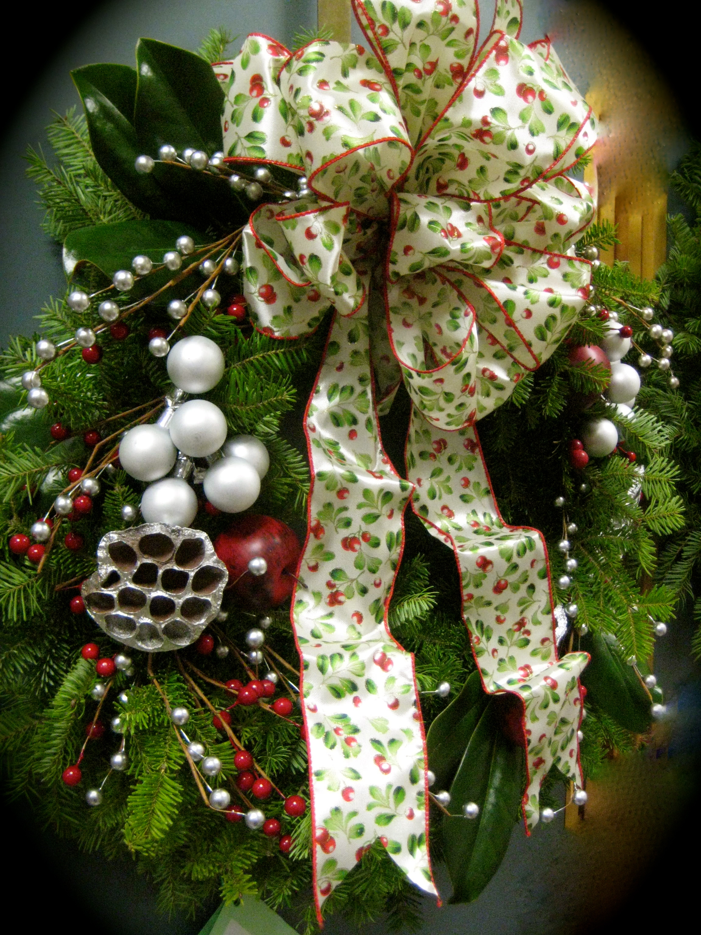 Wreath of the Day – Cherries and Pearls