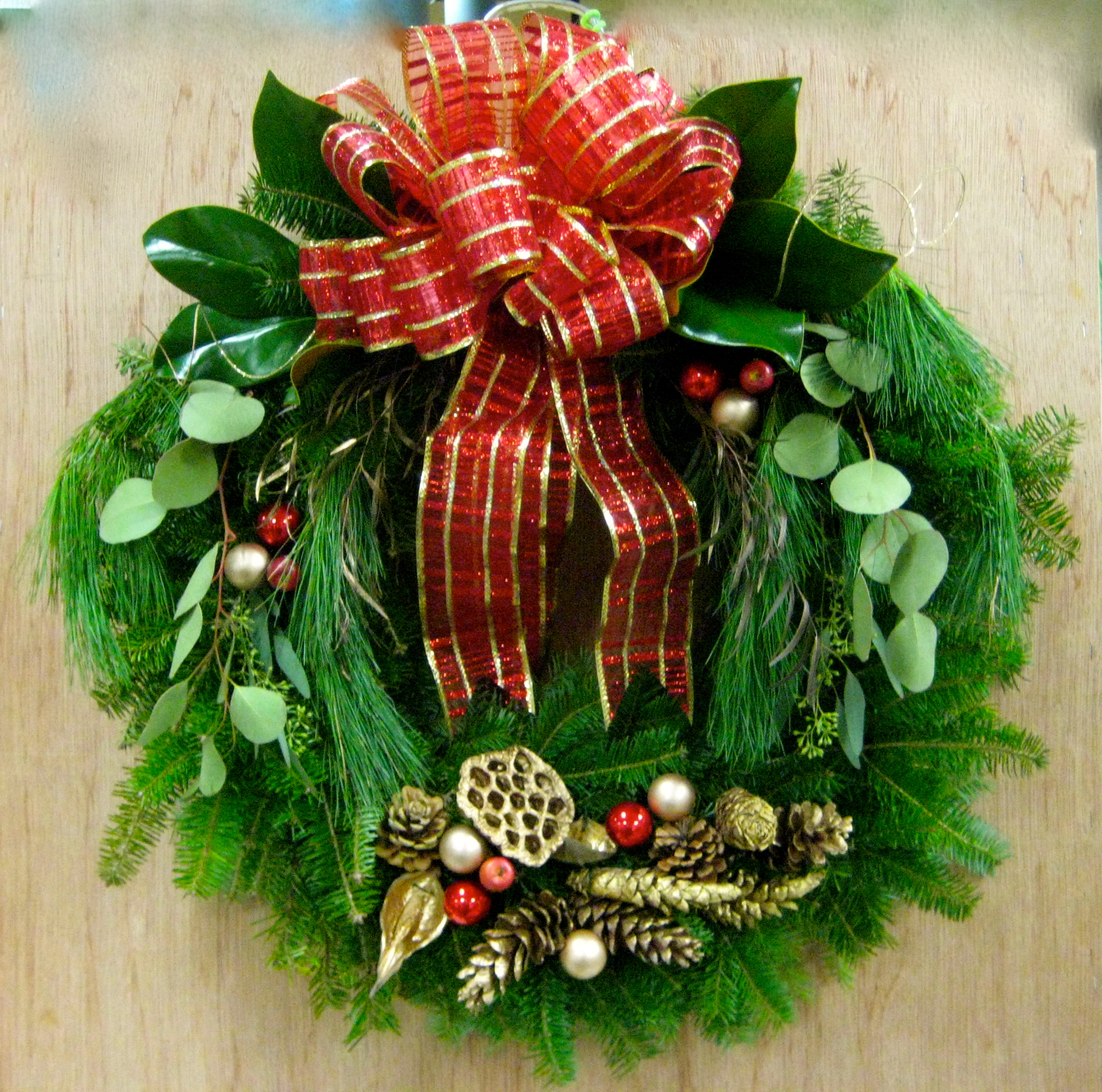Wreath of the Day – Classic Simplicity