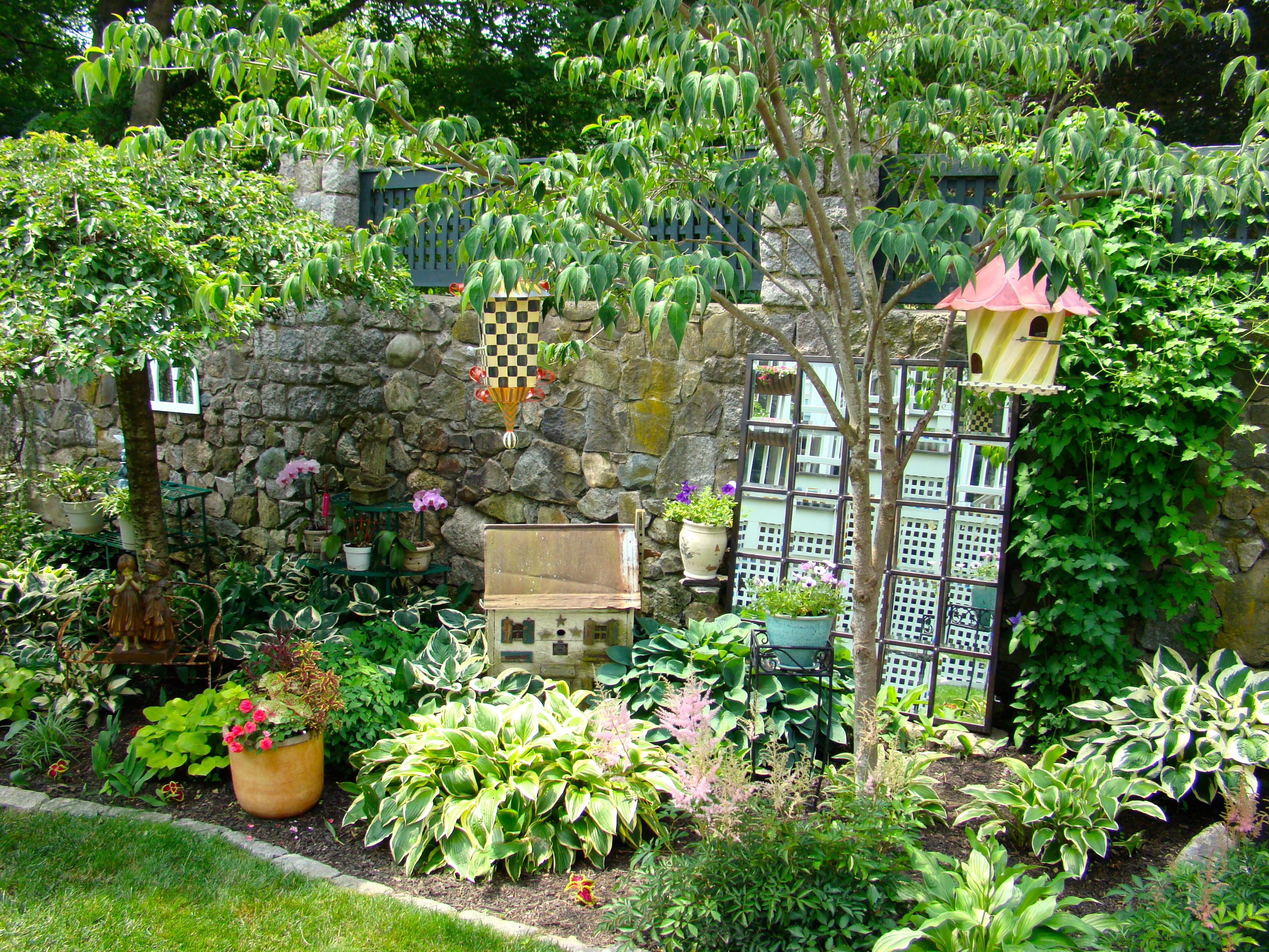 Saturday, June 13, 10:00 am – 3:00 pm – West Roxbury 2015 Garden Tour