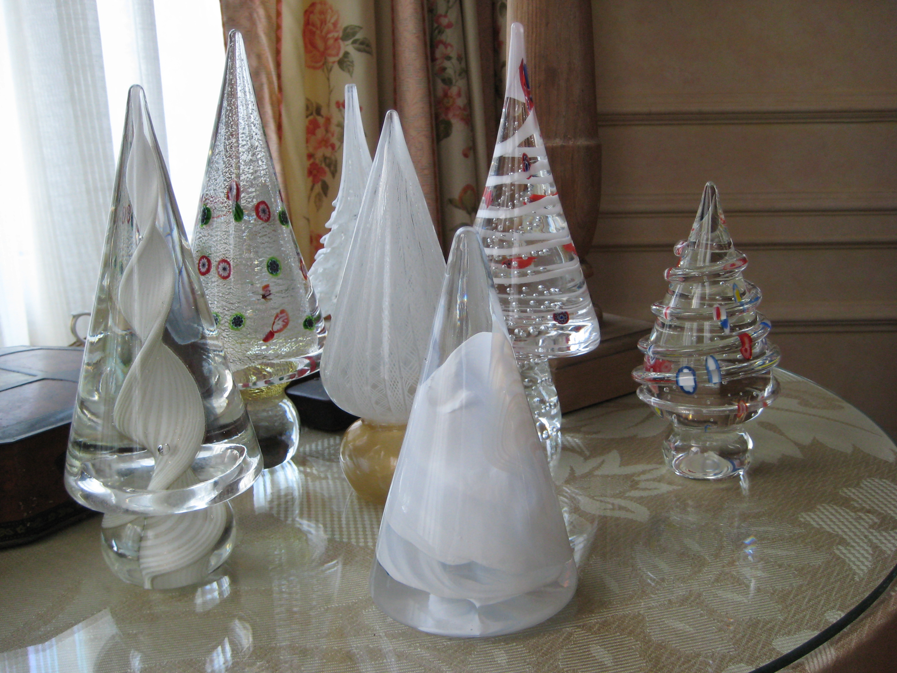 Sunday, December 13, 12:00 noon – 4:00 pm – The Beacon Hill Holiday House Tour 2015