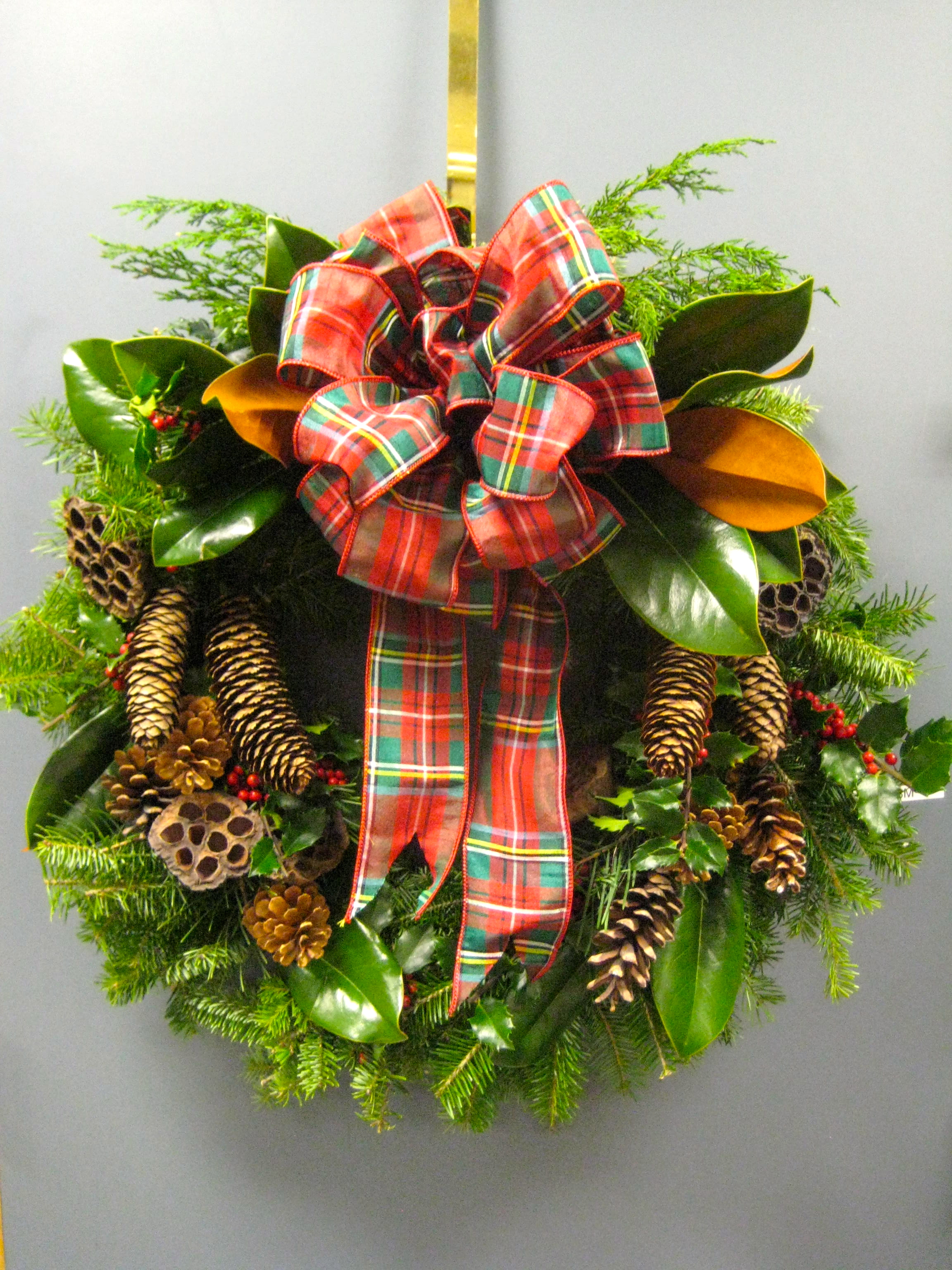Holiday Wreaths – Black Friday Nonsense