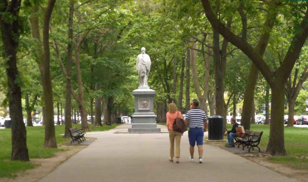 Tuesday, April 10, 10:00 am – Commonwealth Avenue Mall, Today and Tomorrow
