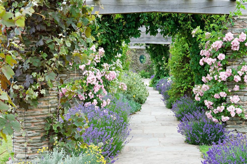 Thursday, November 12, 11:00 am – 12:30 pm – Gardens of the Arts & Crafts Movement, Online